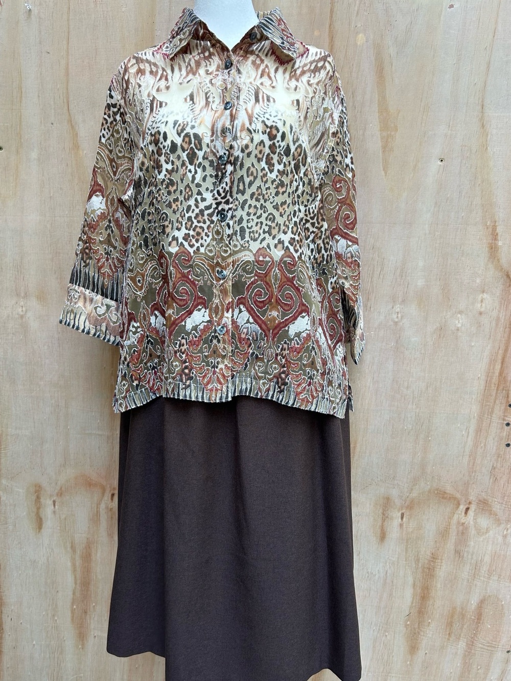 Choices Mixed Animal & Paisley Button-Down Blouse in Brown and Cream